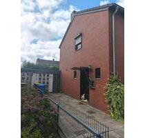 Einfamilienhaus in Elmpt DHH - 275.000,00 EUR Kaufpreis, in Mönchengladbach (PLZ: 41179) West