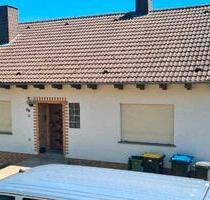 Einfamilienhaus in Laudenbach - 159.000,00&nbsp;EUR Kaufpreis, ca.&nbsp; 135,00&nbsp;m&sup2; in Großalmerode (PLZ: 37247)