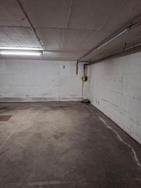 Foto - Stellplatz Parkplatz Tiefgarage Kaiserslautern Zentrum Badstraße