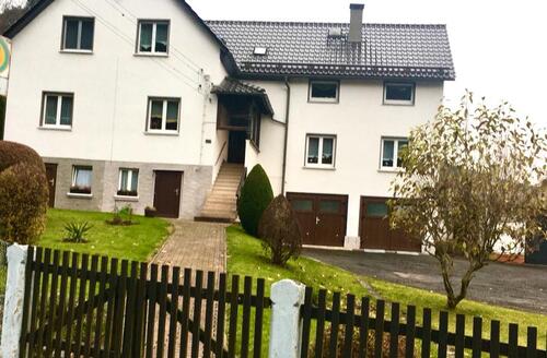 Foto - Wohnung im ZFH mit Grundstück und Garagen (Mietkauf möglich)