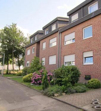 Foto - Sonnige Dachgeschosswohnung in ruhiger Lage