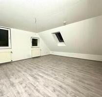 Charmante 2-Zimmer-Dachgeschosswohnung in Top-Innenstadtlage - Lemgo