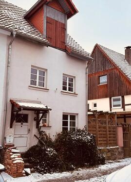 Foto - Haus und 200 qm Scheune in Volkmarsen