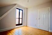 Foto - Charmante 2,5-Zimmer-DG-Wohnung in Wiesbaden Mitte!
