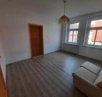 helle 3-Raum-Wohnung - 600,00 EUR Kaltmiete, in Eisenberg (PLZ: 07607)