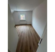 Komplett sanierte 4-Zimmer-Wohnung – sofort bezugsfrei - Straubing
