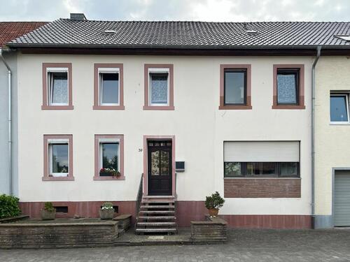 Foto - Charmantes Eifeler Langhaus - 150.000,00 EUR Kaufpreis,