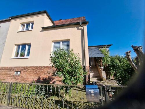 Foto - Doppelhaushälfte - 183.000,00&nbsp;EUR Kaufpreis, ca.&nbsp; 143,00&nbsp;m&sup2;