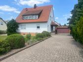 Foto - Einfamilienhaus zur Miete - 1.700,00 EUR Kaltmiete,
