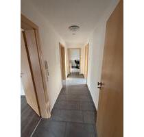 Zentrale 3-Zimmer-Wohnung mit Balkon & Einbauküche - Crailsheim