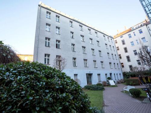 Foto - City-Office in ruhigem Hinterhaus in Friedrichshain, 3 Räume, Teeküche, Innenhof, provisionsfrei