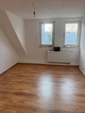 Foto - 2 Zimmer Dachgeschoßwohnung zur Miete in Duisburg