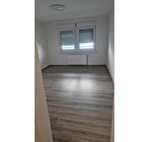 3ZKB 85qm Wohnung in der city - 700,00&nbsp;EUR Kaltmiete, ca.&nbsp; 85,00&nbsp;m&sup2; in Neunkirchen (PLZ: 66538)