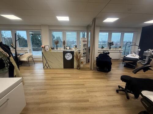 Foto - Exklusives Kosmetikstudio in Toplage - Eidelstedter Platz gewerb