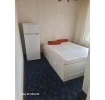 Schöne WG Zimmer - 500,00 EUR Kaltmiete, ca.  15,00 m² in Kempten (Allgäu) (PLZ: 87437) Auf dem Lindenberg