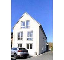 Moderne 3-Zimmer ETW|85 qm|Stellplatz|10 qm Balkon|MAKLERFREI - Köln Porz