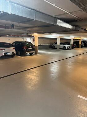Foto - Tiefgarage zu vermieten - 55,00 EUR Miete,