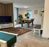 Kernsanierte Wohnung in DHH mit gehobener Ausstattung und Garten - Albstadt