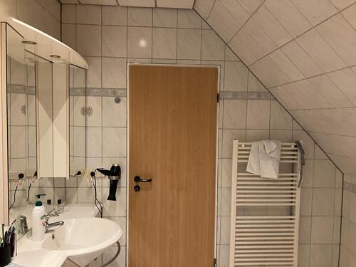 Foto - 2 Zimmer Dachgeschosswohnung - 950,00&nbsp;EUR Kaltmiete, ca.&nbsp; 58,00&nbsp;m&sup2;