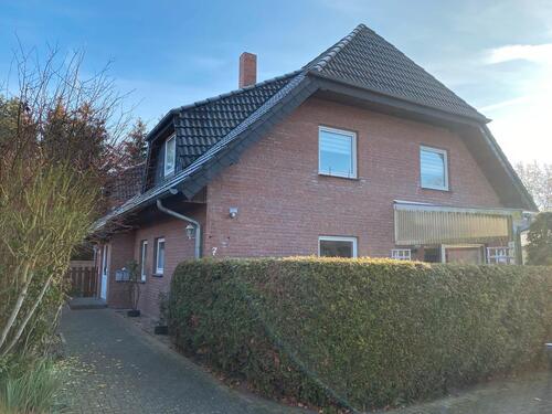 Foto - 3-Zimmer-Wohnung mit Küche und Garage