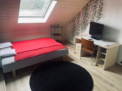 Foto - 1 Zimmer Dachgeschoßwohnung zur Miete in Saarbrücken