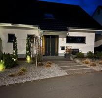 Freistehendes Einfamilienhaus (Bj. 2017), 6 Zimmer, großer Garten - Siegburg