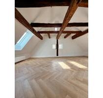Dachgeschoss im Fachwerkhaus mit Loft-Charakter - Leonberg