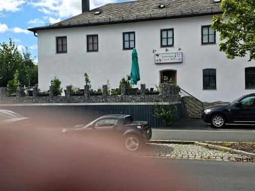 Foto - Geschäftshaus mit 2 Wohnungen - 650.000,00&nbsp;EUR Kaufpreis, ca.&nbsp; 180,00&nbsp;m&sup2;