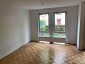 Foto - Barrierefreie, seniorengerechte 2,5-Zi-Wohnung mit Terrasse