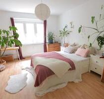 Sonnige 2 Raum Wohnung mit Balkon zur Untermiete für 11 Monate - Dresden Leuben