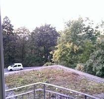 Großartige 3-Zi-Wohnung. EBK. Ausblick. Balkon. Zentrumsnah. - Stuttgart Lehen