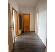 5 Zimmerwohnung - 800,00&nbsp;EUR Kaltmiete, ca.&nbsp; 90,00&nbsp;m&sup2; in Gera (PLZ: 07551) Alt-Taubenpreskeln