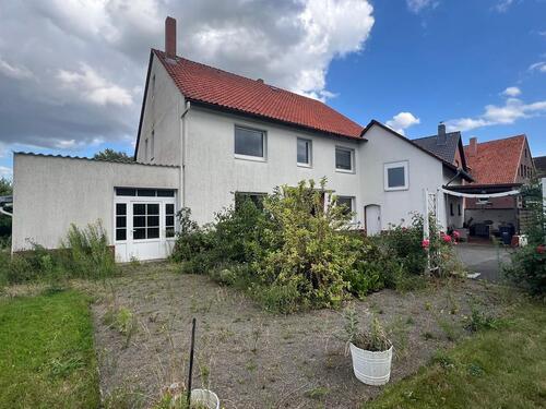 Foto - Einfamilienhaus an idyllischer Feldrandlage mit Baugrundstück