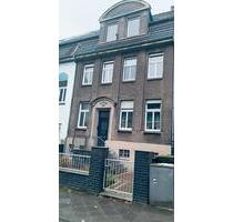 RE-West Altbauwohnung 2 Zi., KDB, DG, 55 qm, saniert, kein Balkon - Marl