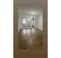 Studenten-Appartement 1-Zimmer-Wohnung mit Balkon u. Stellplatz - Homburg