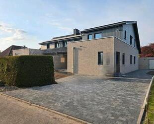 Erstbezug!!! Helle 3 ZKB OG Wohnung mit Dachterrasse - Löningen