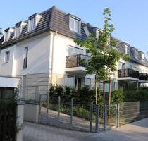 Exklusive, neuwertige 2-Zimmer-Wohnung mit Balkon in Parknähe und U-BahnTram-Anschluss, befristet - München Ramersdorf-Perlach Exklusive, neuwertige 2-Zimmer-Wohnung mit Balkon in Parknähe und U-BahnTram-Anschluss, befristet - München Ramersdorf-Perlach