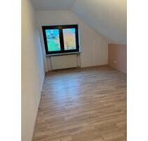 3-Zimmer Dachgeschosswohnung - 580,00 EUR Kaltmiete, in Petersaurach (PLZ: 91580)