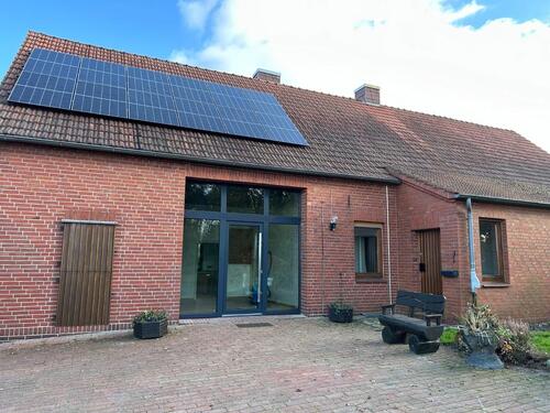 Foto - Bauernhaus mit viel Umschwung, von Privat zu verkaufen