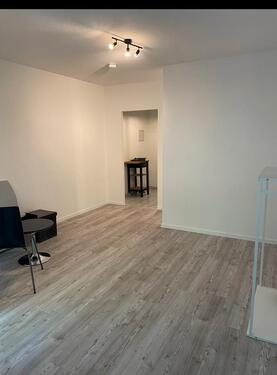 Foto - Saarbrücken - 66133, Top 1,5 Zimmer mit Balkon+tiefgarage