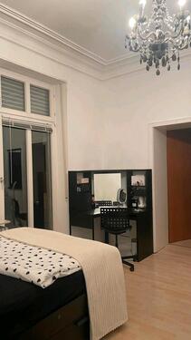 Foto - Zweibrücken - Möbliertes WG-Zimmer mit Balkon in Studentenvilla