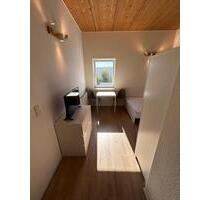 Möblierte Wohnung in Gießen - 600,00&nbsp;EUR Kaltmiete, ca.&nbsp; 20,00&nbsp;m&sup2; in Gießen (PLZ: 35398) Allendorf