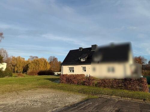 Foto - 4.5 Zimmer Doppelhaushälfte zum Kaufen in Oschersleben (Bode)