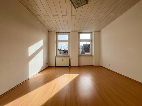 Foto - Moderne 2,5-Zimmer-Wohnung mit möblierter Küche zum Erstbezug