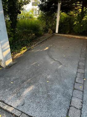 Foto - Parkplatz zu vermieten - 80,00 EUR Miete,