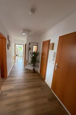 Foto - Lichtdurchflutete 3Zimmer-EGWohnung Parkplatz,Garten,Keller,Küche