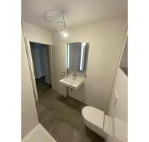 Hochwertig kernsanierte Wohnung mit Garten, Terrasse & Mieterstrom - Weil der Stadt