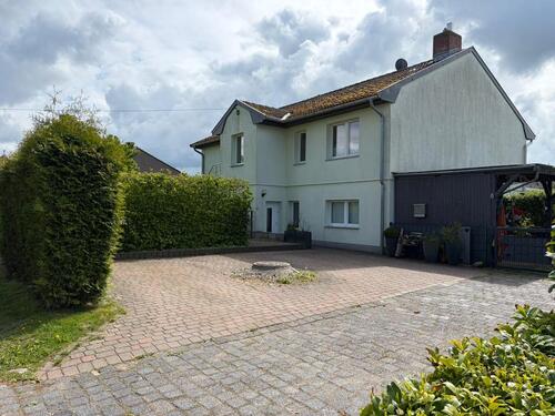 Foto - Haus mit Grundstück - 400.000,00&nbsp;EUR Kaufpreis, ca.&nbsp; 200,00&nbsp;m&sup2;