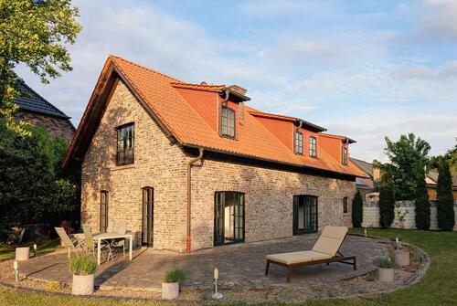 Foto - Freistehendes EFH WeselVoerde Friedrichsfeld mit Niederrhein-Fla