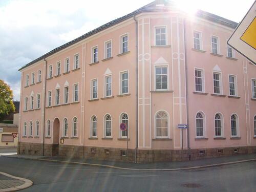 Foto - Gemütliche 2-Zimmer-Dachgeschoß-Wohnung zu vermieten!